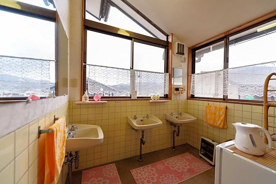 Yufuin Onsen Ryokan Jinnouchi