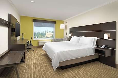 One-Bedroom King Suite