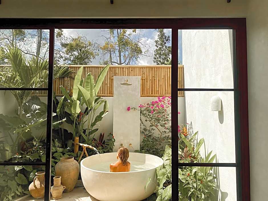 Alma Bingin Boutique Hotel