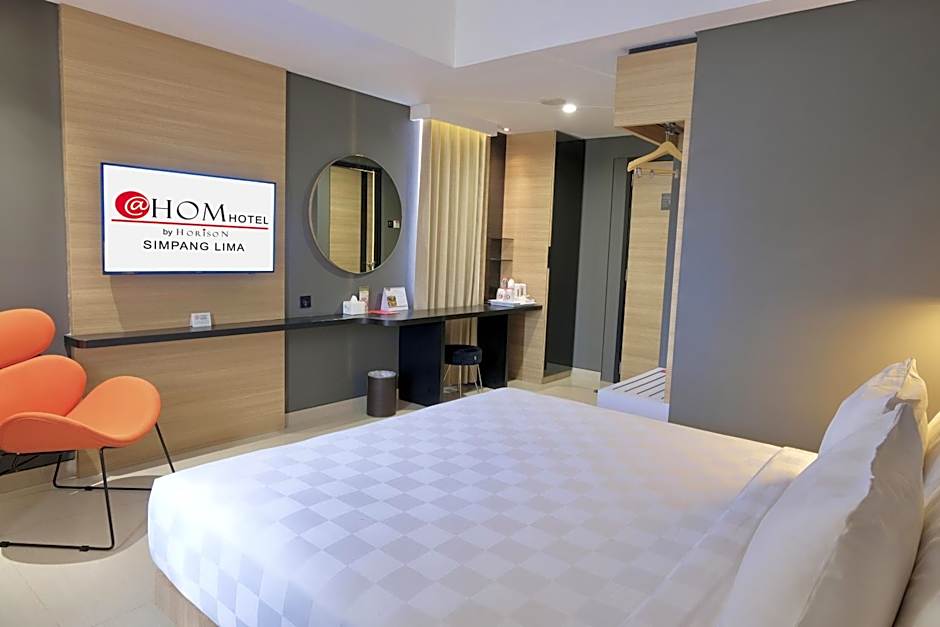 @HOM Semarang Simpang Lima