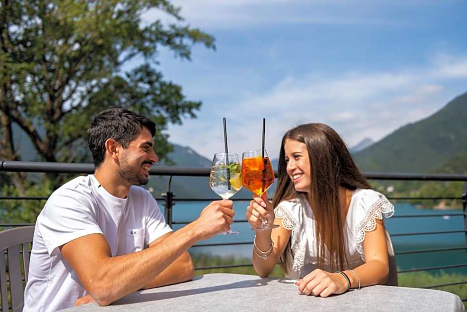 Panoramic Hotel San Carlo Ledro