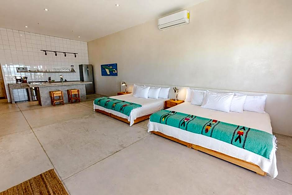 Topia Retreat- Sunset Suite