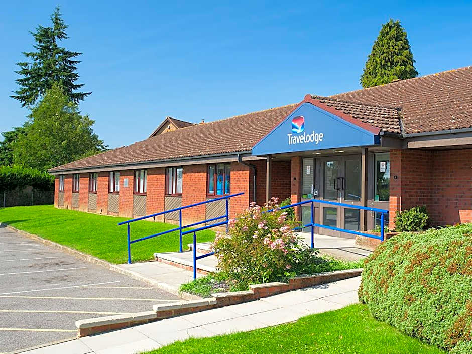 Travelodge Alton Four Marks