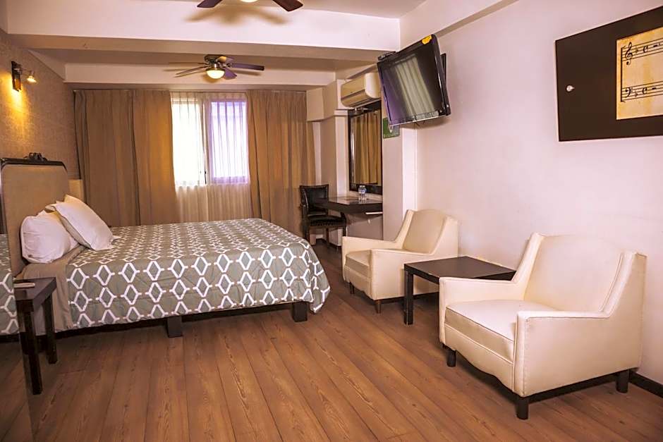 Hotel Clara Luna