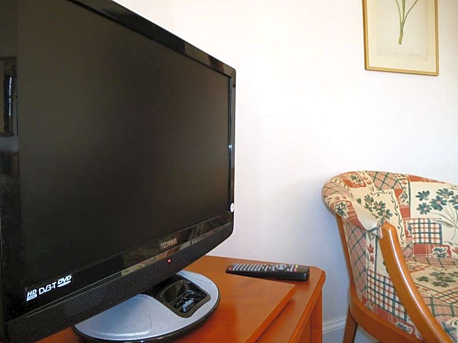 Somerton House Hotel