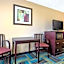 Quality Inn & Suites Arnold