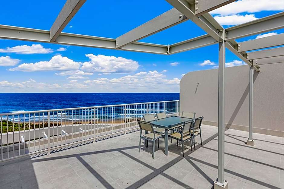 La Mer Sunshine Beachfront