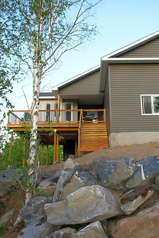 Top of Algonquin Bed and Breakfast