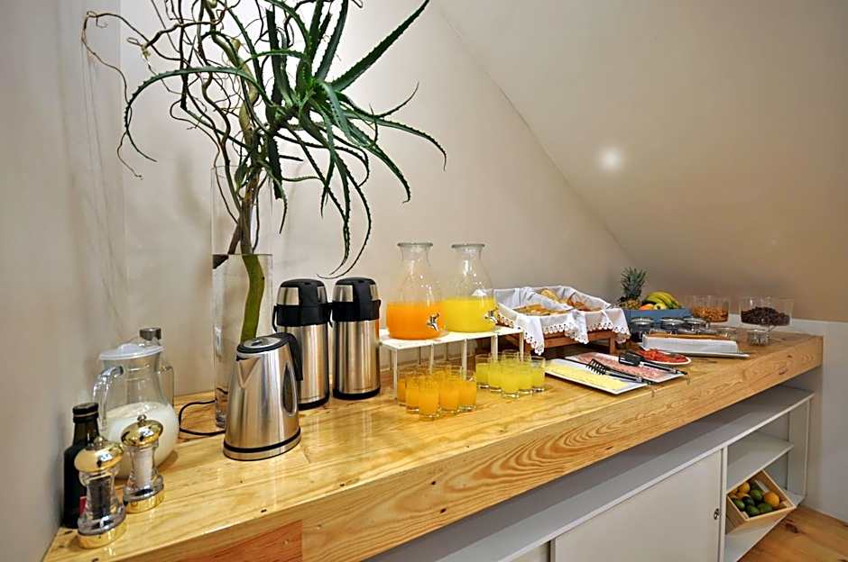 Porto Charming Hotel