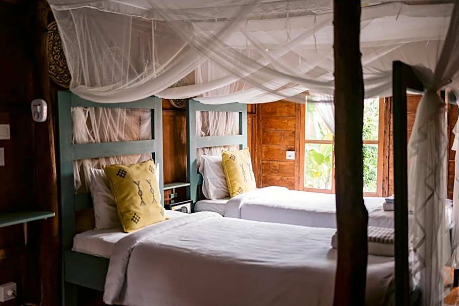 Ubuntu Eco Yoga Retreat Center 