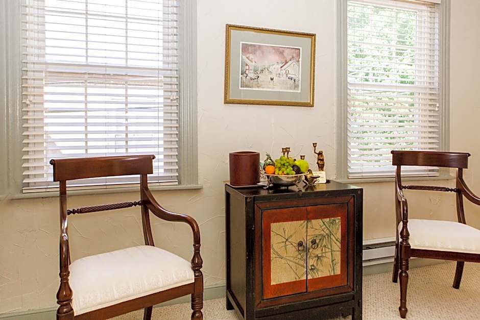 James Buchanan Hotel, Trademark Collection by Wyndham