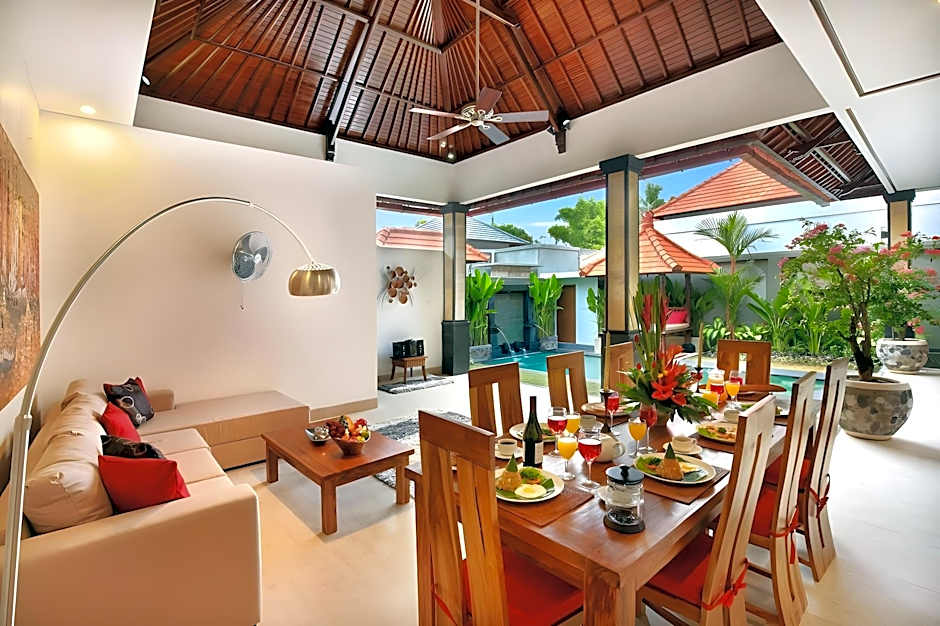 De Liza Villa Seminyak Beachside