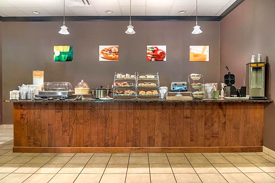 Quality Inn & Suites Next To The Casino