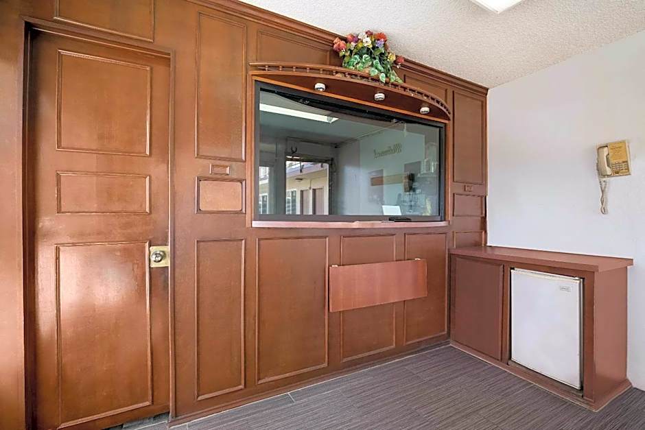Rodeway Inn San Bernardino & Redlands