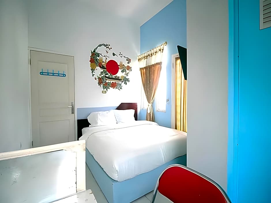 RedDoorz @ Jalan Kartini Semarang