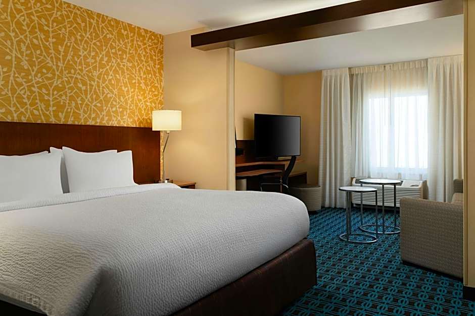 Fairfield Inn & Suites by Marriott London