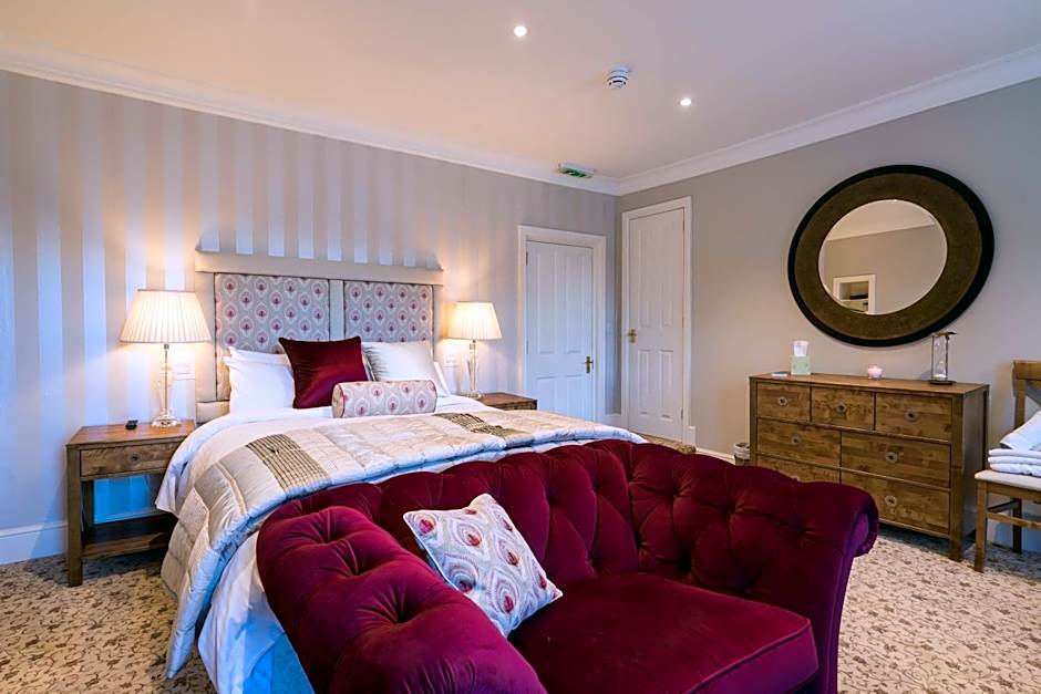 Greyhound Inn Wilton