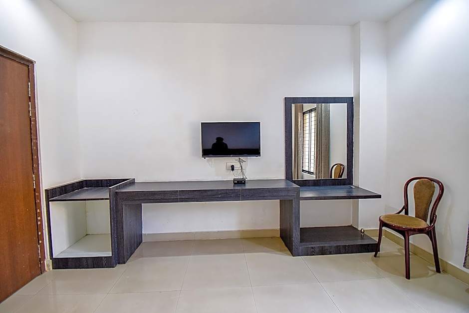 FabHotel The Hotel Orchid – Guwahati, TX