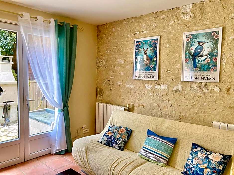 La Villa des Roses Gîte Chambres d'hôtes Piscine chauffée