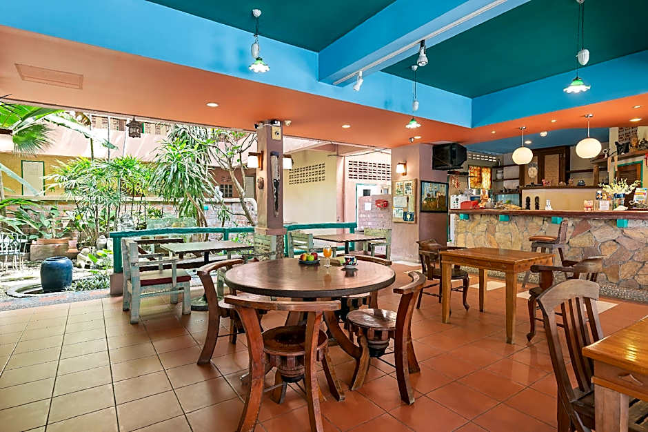 Casa Brazil Homestay & Gallery