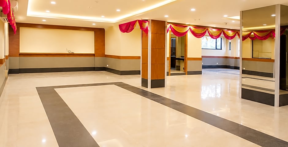 Max Hotels Jabalpur