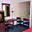 Country Hearth Inn & Suites Augusta