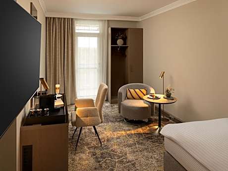 Premium Single Room