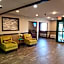 Travelodge by Wyndham Brooklyn Center