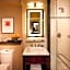 The Algonquin Hotel Times Square, Autograph Collection by Marriott