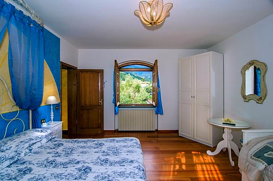 La Casa Gialla A MONTIGNOSO