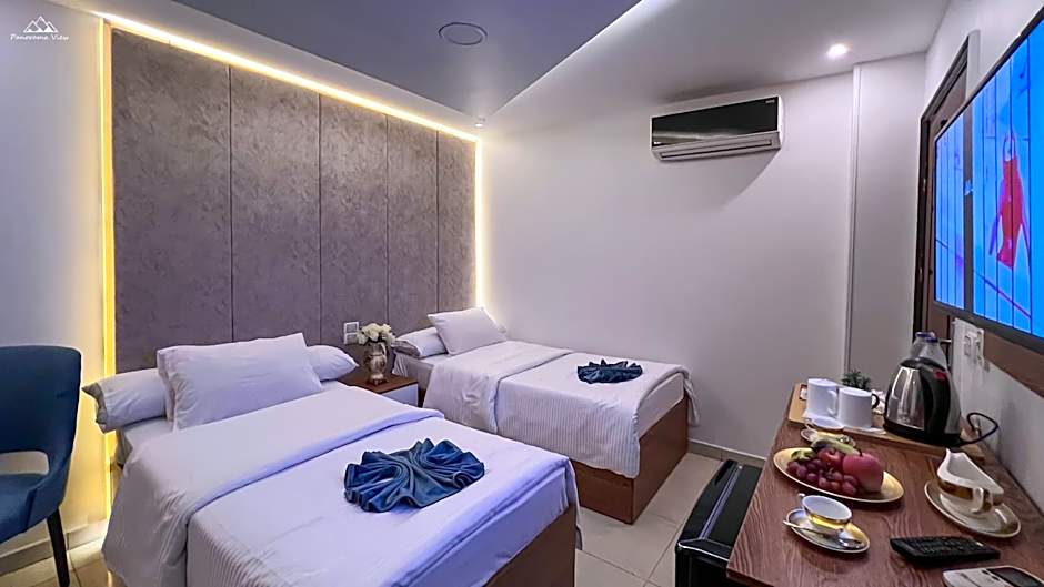 PANORAMA view pyramids