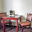 Bridgeway Inn & Suites