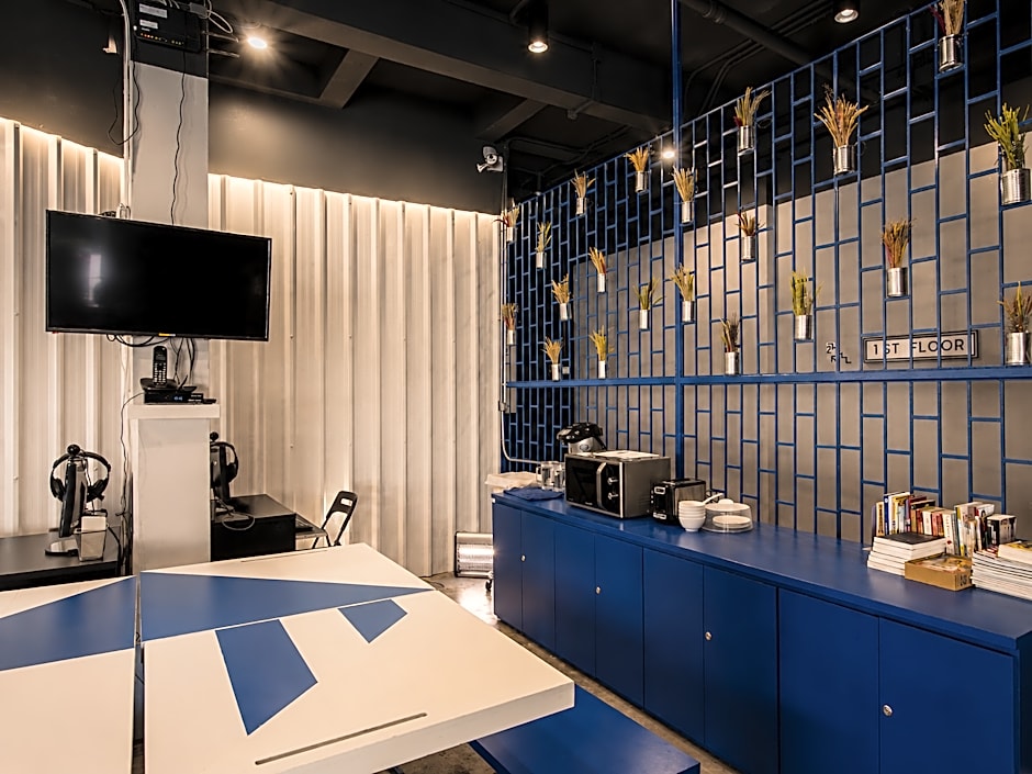 Loftel Station Hostel
