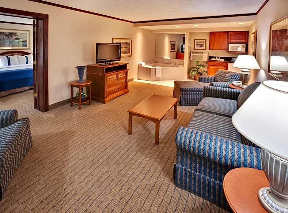 Ramada by Wyndham Midtown Grand Island
