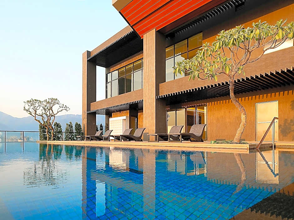 Lakeshore Hotel Suao