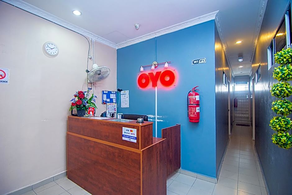 OYO 1224 Hotel Hajah Rohayah