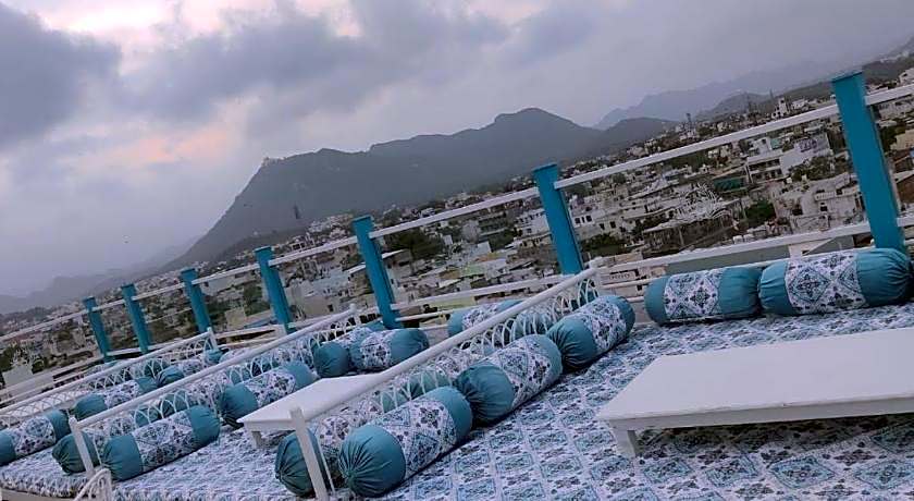 Khamma Ghani- A Boutique Hotel