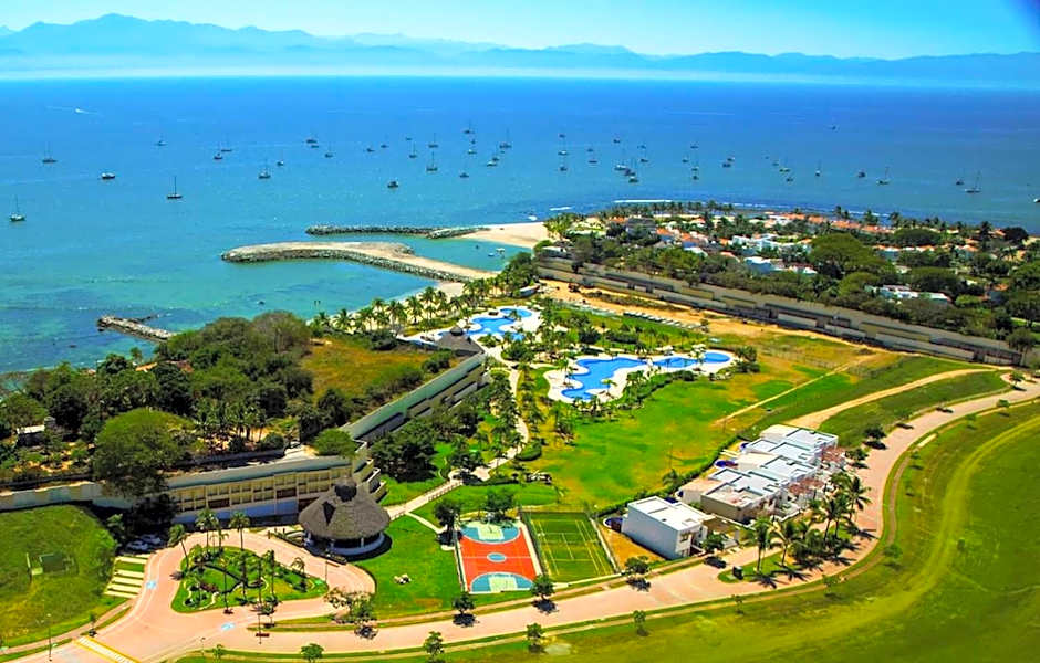 Villa B Nayar 115 gated community & Beach Club