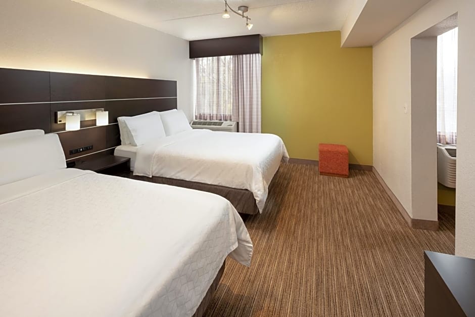 Holiday Inn Express Rochester - Greece By IHG