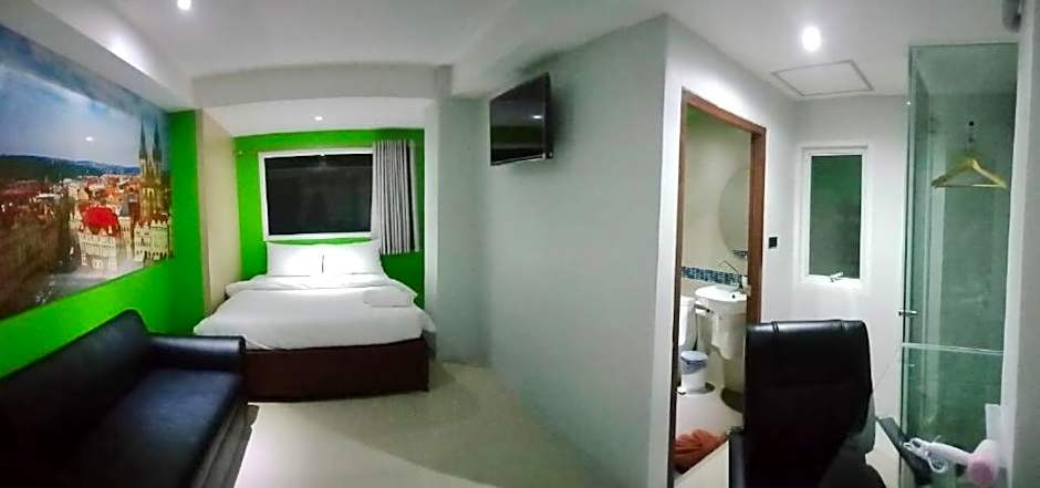 Blue Orchids Hotel