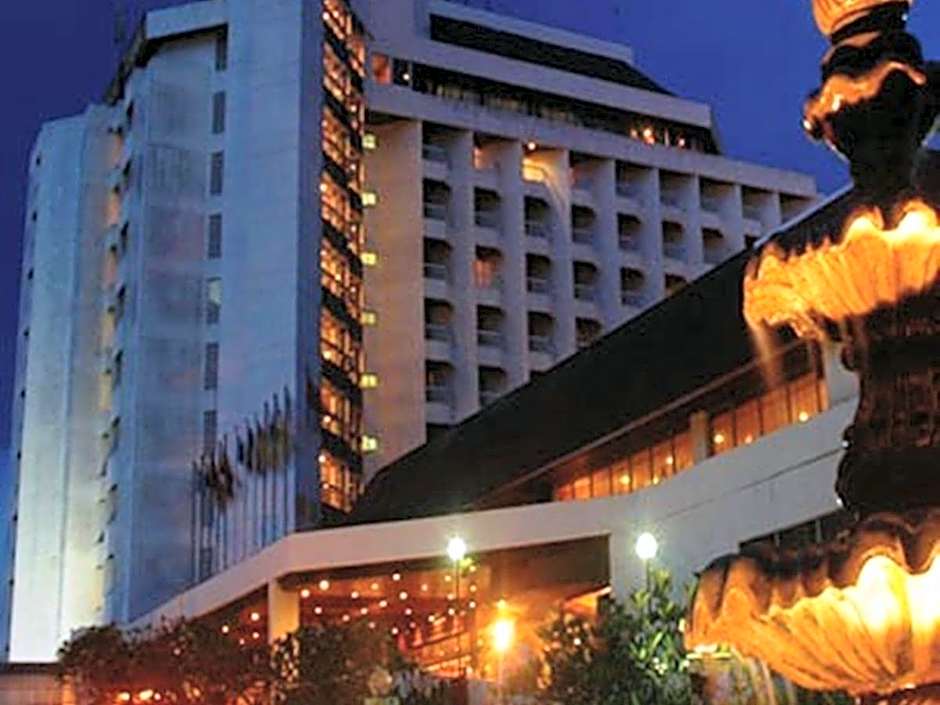 Primula Beach Hotel