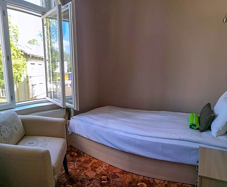 Villa Kadriorg Hostel