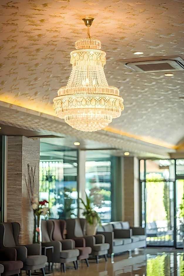 Blue Sky Residence Airport