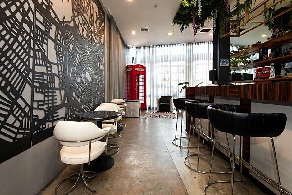 Audemar Boutique Hotel and Apartment Homes