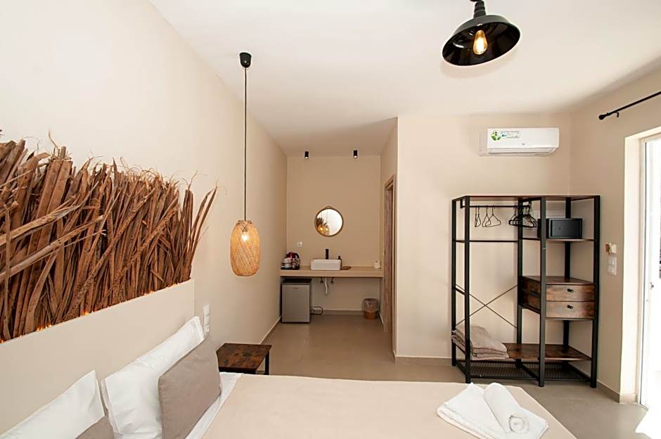 Atma Beach Rooms & Suites