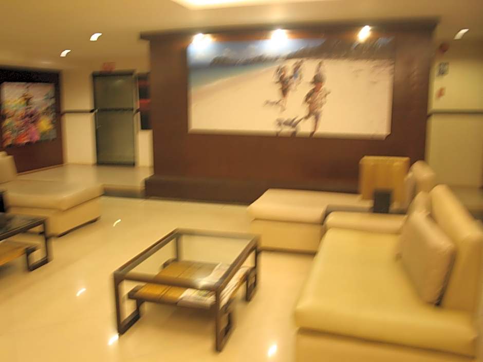 Sampaguita Suites JRG