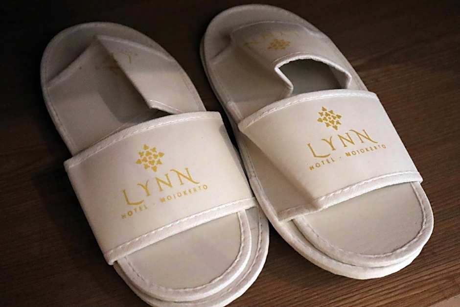 Lynn Hotel Mojokerto