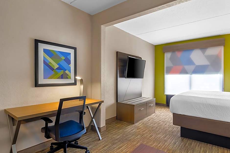 Holiday Inn Express & Suites Jacksonville South East - Medical Center Area By IHG
