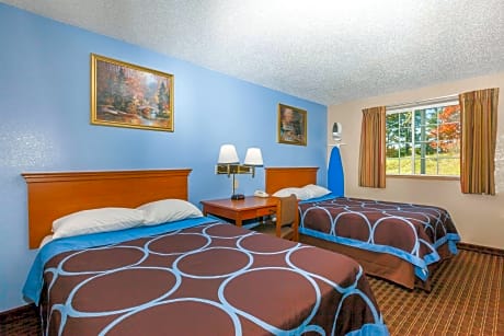2 Double Beds Non-Smoking