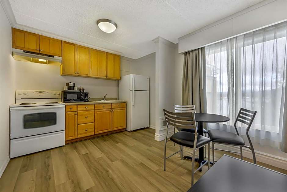 Best Western Pier Point Inn